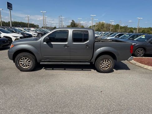 Used 2016 Nissan Frontier SV w/ SV Value Truck Package image 12