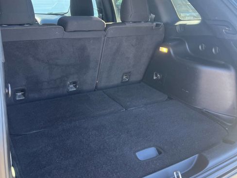 Used 2015 Jeep Cherokee Latitude w/ Cold Weather Group image 26