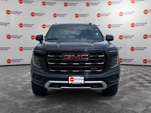 Used 2025 GMC Yukon AT4 Ultimate AWD/4WD image 8