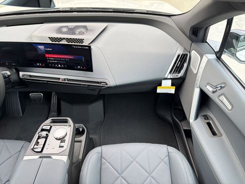 New 2026 BMW iX M70 image 29