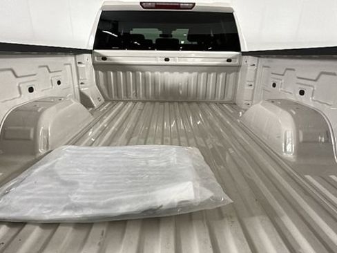 New 2026 GMC Sierra 1500 SLE AWD/4WD image 28