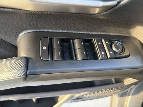 Certified 2024 Toyota Tacoma TRD Sport w/ TRD Sport Premium Package AWD/4WD image 10