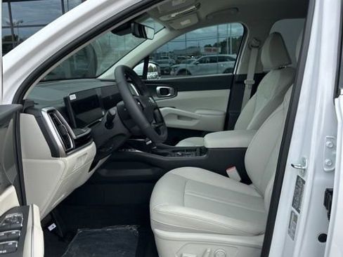 New 2026 Kia Sorento S image 10