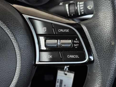 Used 2020 Kia Forte LXS FWD image 26