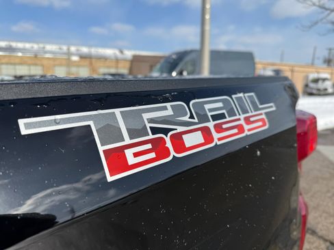 Used 2023 Chevrolet Silverado 1500 LT Trail Boss w/ Protection Package image 28