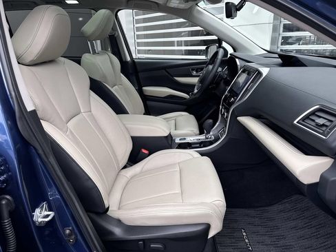 Used 2022 Subaru Ascent Limited w/ Technology Package image 9