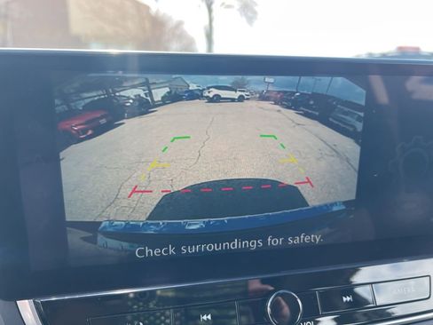 Used 2023 Nissan Altima 2.5 SV w/ SV Premium Package image 48