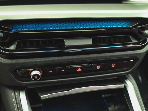 Used 2026 BMW 440i xDrive Coupe w/ Premium Package image 23