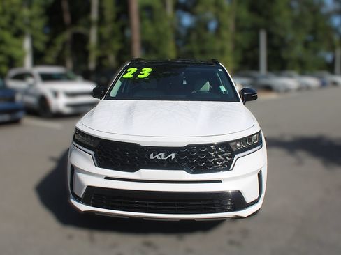 Certified 2023 Kia Sorento S w/ Panoramic Sunroof Package FWD image 17