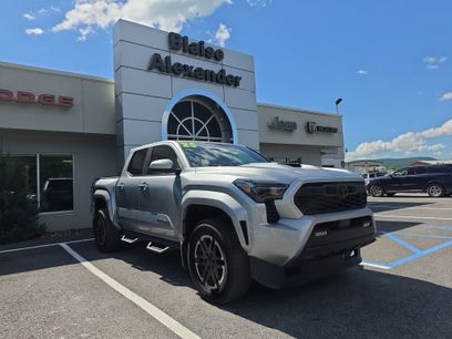 Used 2025 Toyota Tacoma TRD Sport