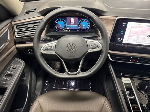 New 2026 Volkswagen Atlas SEL AWD/4WD image 13