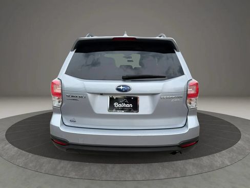 Used 2017 Subaru Forester 2.5i Premium w/ All-Weather Package AWD/4WD image 6
