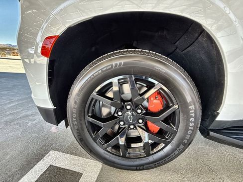 Used 2024 Chevrolet Tahoe RST w/ RST Performance Edition image 33