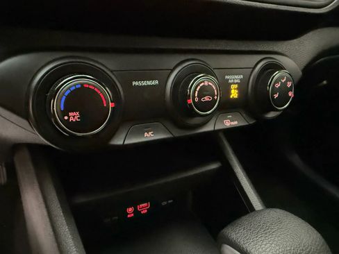 Used 2020 Kia Forte LXS image 17