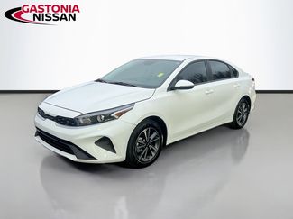 Used 2024 Kia Forte LXS w/ LXS Technology Package video 3
