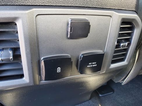 Used 2020 Ford F150 XLT w/ Equipment Group 302A Luxury AWD/4WD image 28