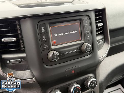 Used 2024 RAM 2500 Tradesman w/ Chrome Appearance Group AWD/4WD image 28