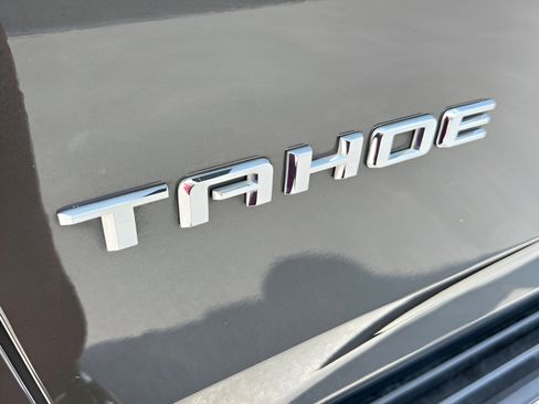 Used 2021 Chevrolet Tahoe Premier w/ Premium Package RWD image 34