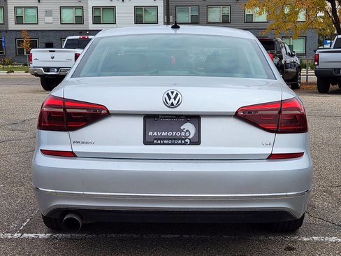 Used 2019 Volkswagen Passat 2.0T Wolfsburg w/ Wheels & Sunroof Package image 9