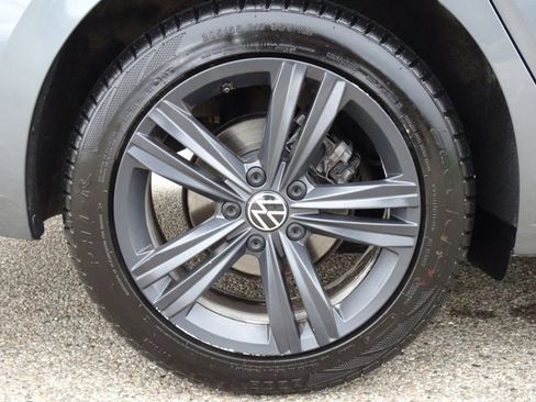 Used 2022 Volkswagen Jetta SE image 28