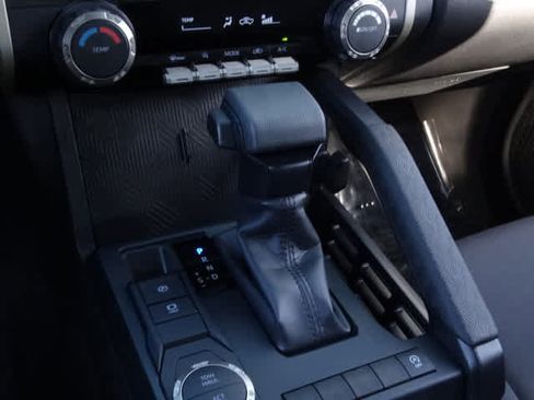 Used 2026 Toyota Tacoma SR5 image 34