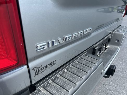 New 2026 Chevrolet Silverado 3500 High Country w/ Technology Package AWD/4WD image 11