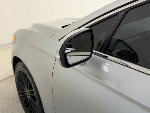 Used 2016 Ford Fusion SE w/ Equipment Group 202A image 21