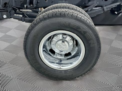 New 2026 RAM 3500 Tradesman w/ Chrome Appearance Group A AWD/4WD image 15