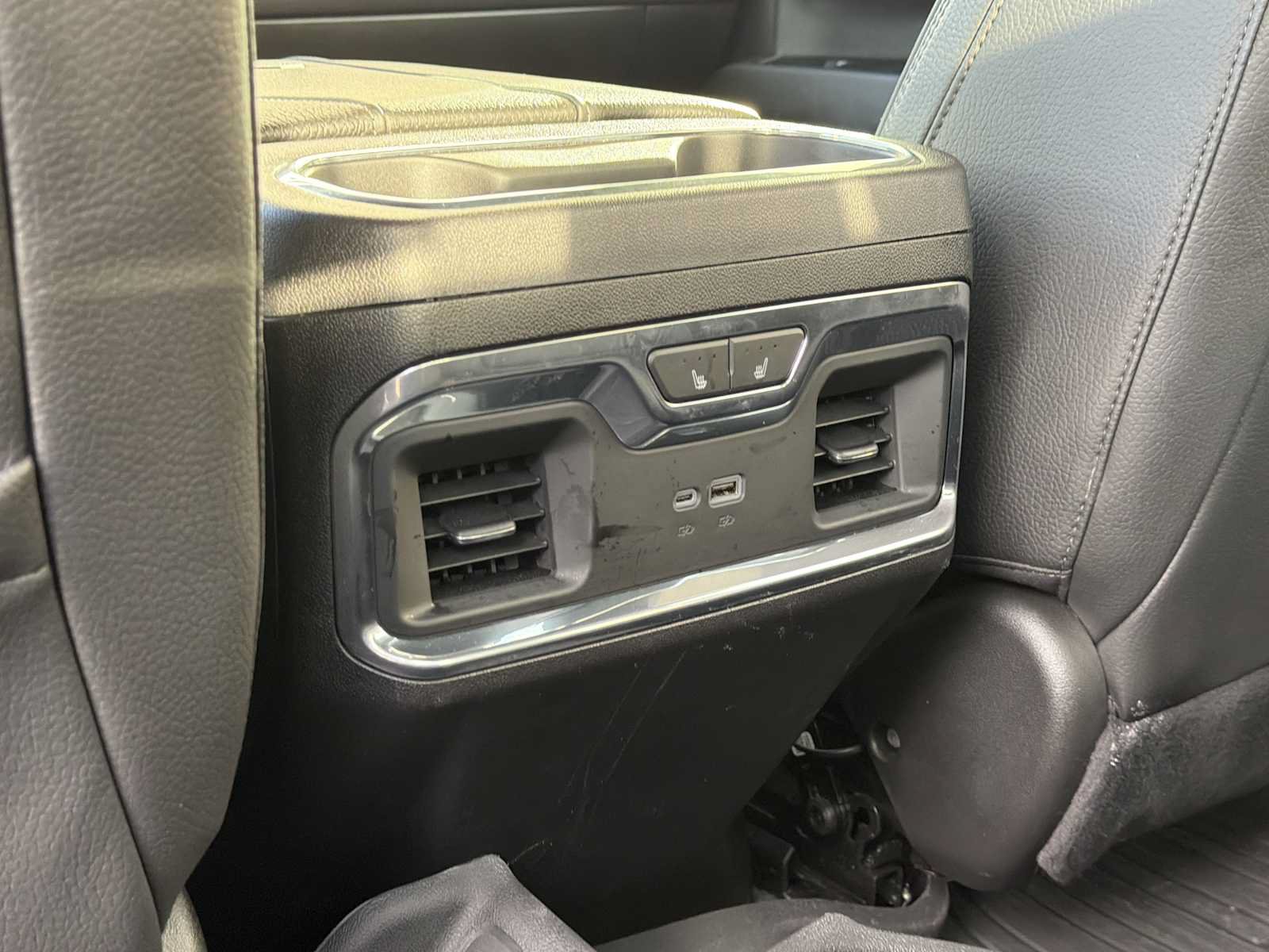 Used 2024 GMC Sierra 2500 Denali w/ Denali Reserve Package AWD/4WD image 15