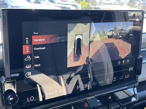 New 2026 GMC Hummer EV 4x4 Crew Cab image 17