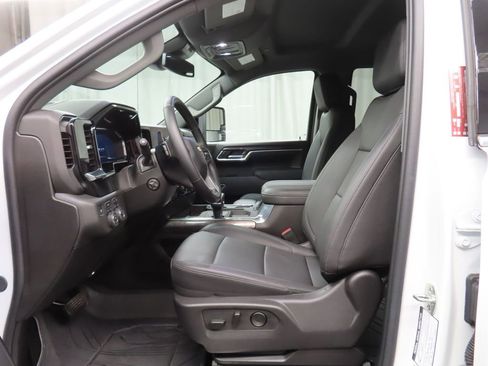 Used 2025 Chevrolet Silverado 1500 LTZ w/ Max Trailering Package AWD/4WD image 12