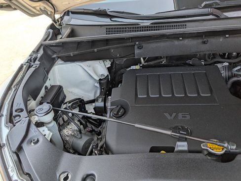 Used 2015 Toyota Highlander Limited FWD image 26