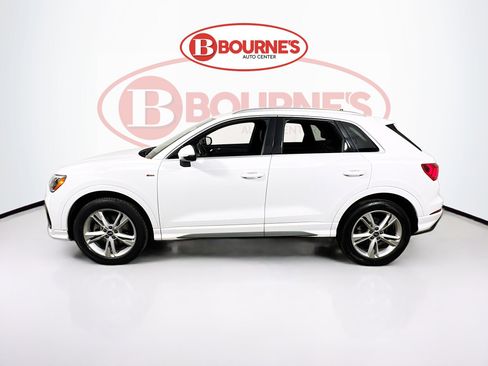 Used 2022 Audi Q3 2.0T Premium w/ Convenience Package image 7