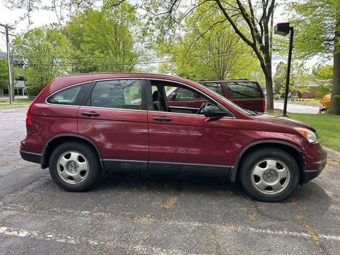 Used 2011 Honda CR-V LX image 10