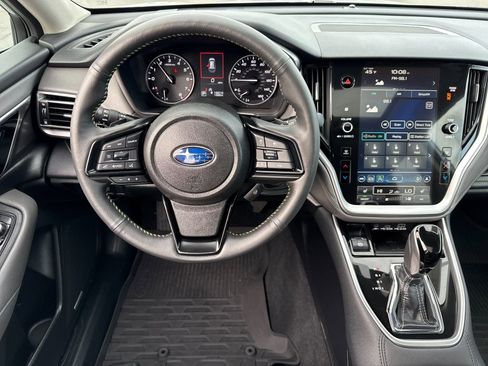Used 2025 Subaru Outback Onyx Edition image 16