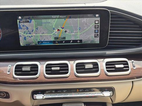 Used 2023 Mercedes-Benz GLS 450 4MATIC image 14