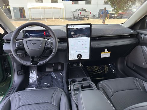 New 2025 Ford Mustang Mach-E Premium AWD/4WD image 28