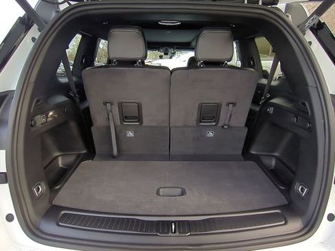 New 2025 Jeep Grand Cherokee L Limited image 38