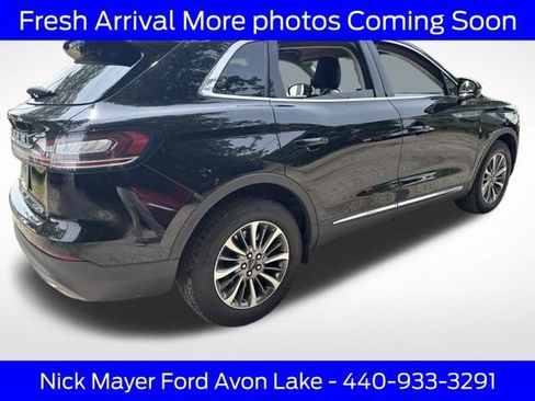 Used 2023 Lincoln Nautilus AWD w/ Premium Package image 5