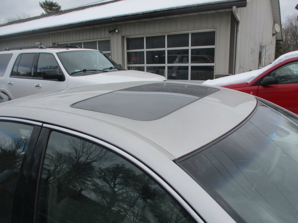 Used 2003 Lexus ES 330 FWD image 3