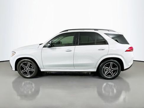 Used 2024 Mercedes-Benz GLE 350 4MATIC w/ AMG Line Exterior image 8
