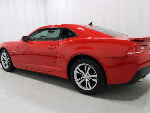 Used 2015 Chevrolet Camaro LS RWD image 8