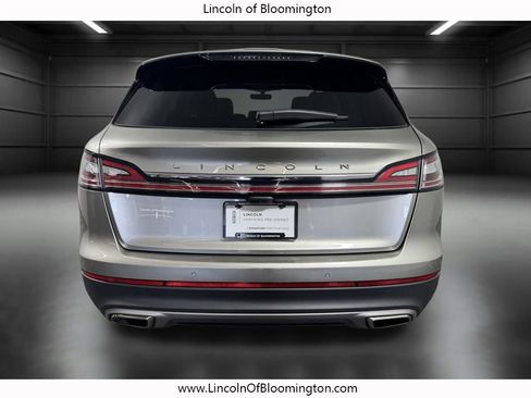Used 2023 Lincoln Nautilus Reserve w/ Equipment Group 201A AWD/4WD image 6