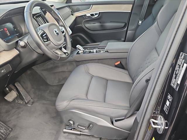 Used 2026 Volvo XC90 B6 Ultra w/ Protection Package AWD/4WD image 17