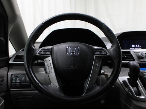 Used 2013 Honda Odyssey Touring image 11