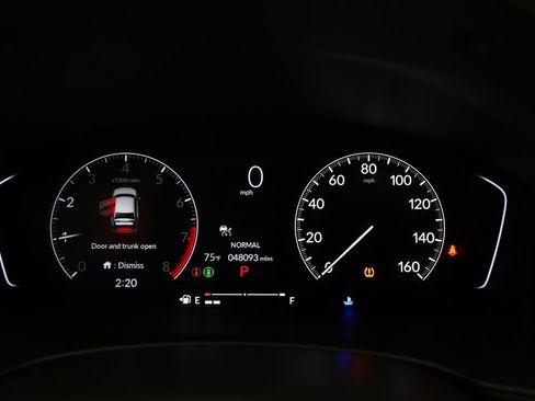 Used 2024 Honda Civic Sport image 2