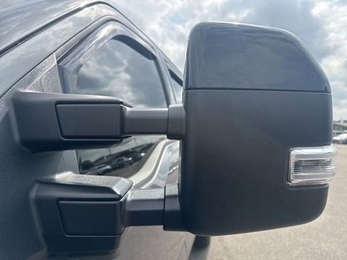 Used 2025 Ford F250 Platinum image 37