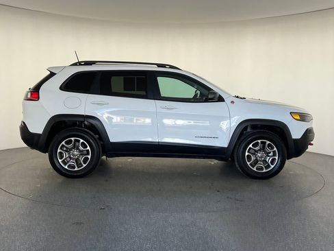 Used 2021 Jeep Cherokee Trailhawk image 7