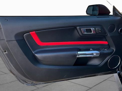 Used 2019 Ford Mustang GT Premium w/ Equipment Group 401A RWD image 21
