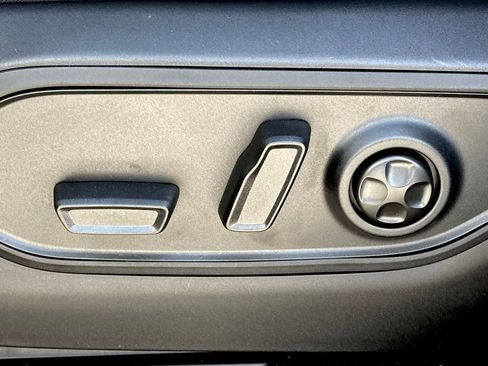 New 2026 Jeep Grand Cherokee Limited image 16